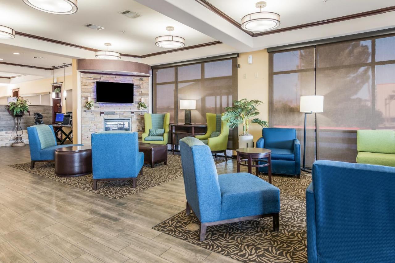 Comfort Suites Форт Стоктън Екстериор снимка