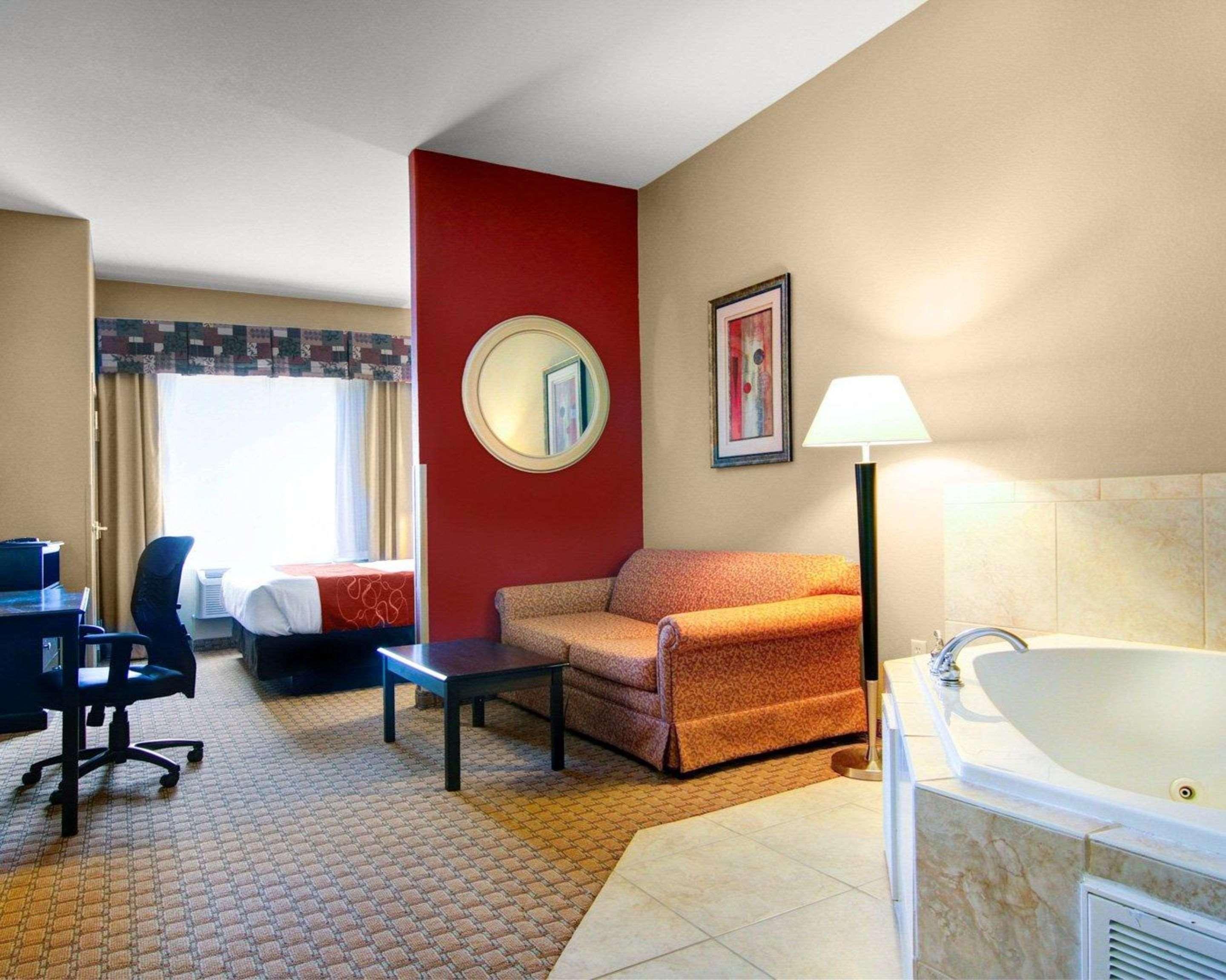 Comfort Suites Форт Стоктън Екстериор снимка