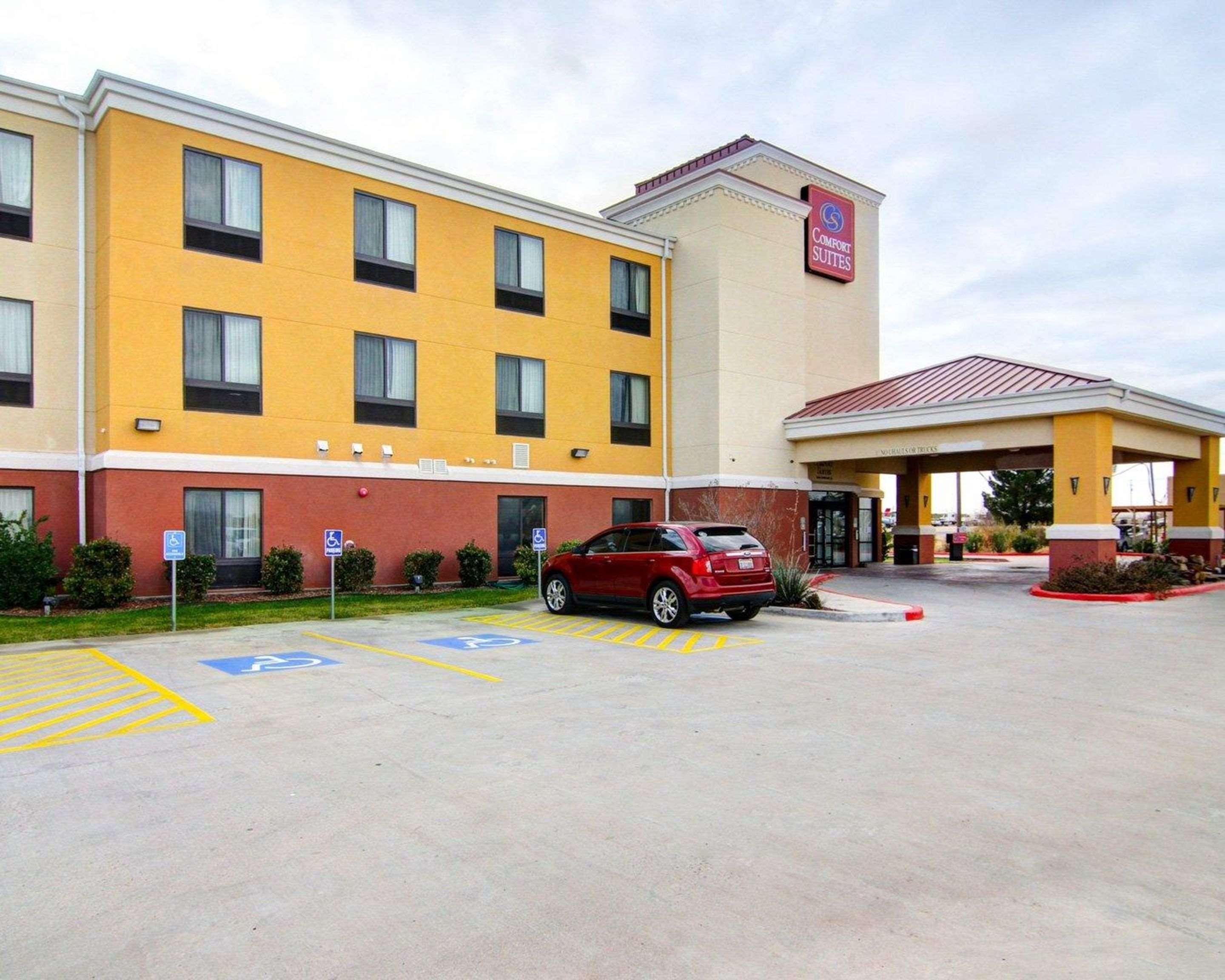Comfort Suites Форт Стоктън Екстериор снимка
