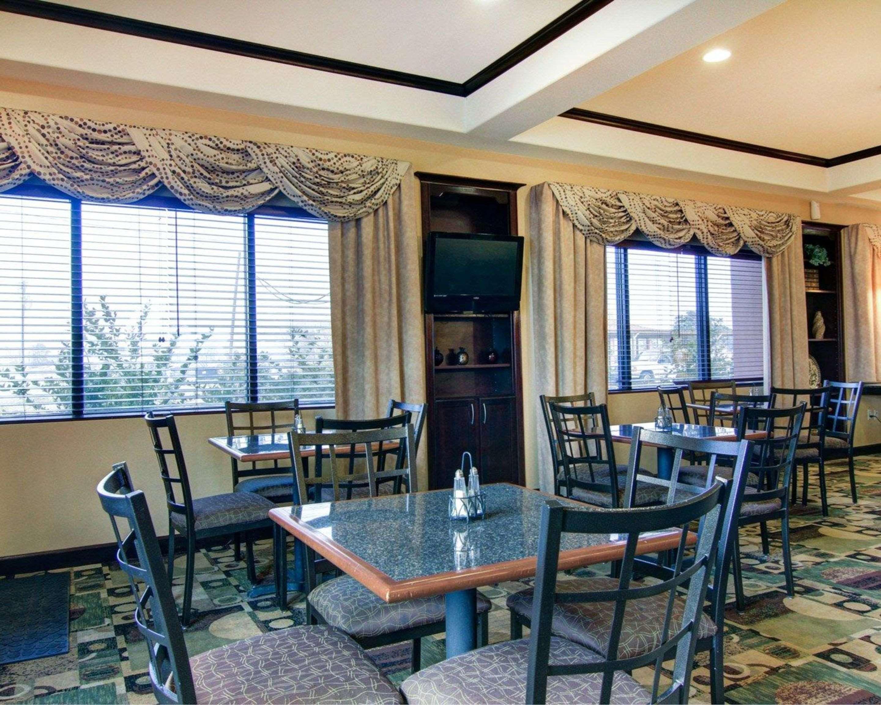 Comfort Suites Форт Стоктън Екстериор снимка