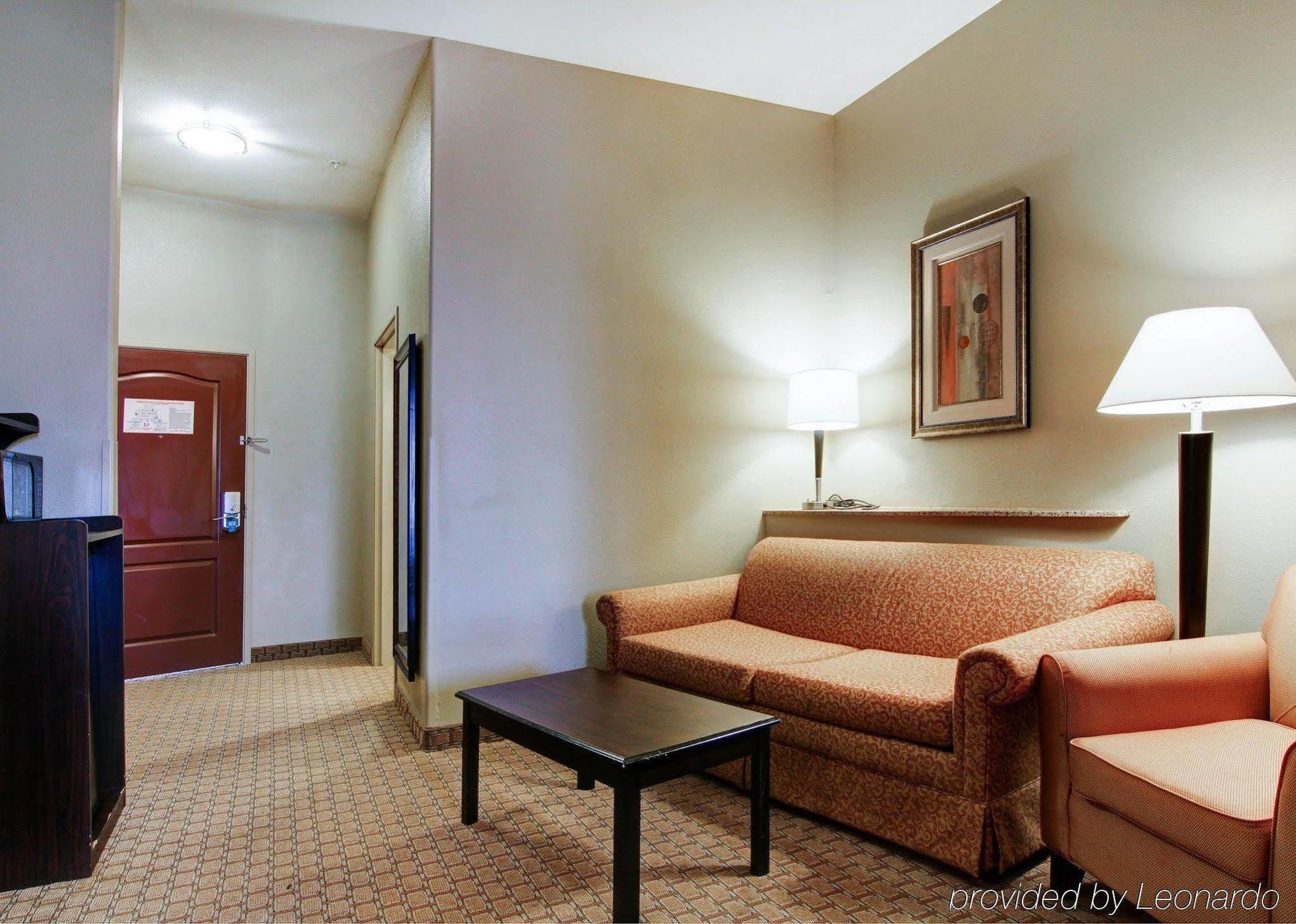 Comfort Suites Форт Стоктън Екстериор снимка
